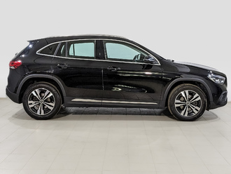 фото Mercedes-Benz GLA (H247) 2020