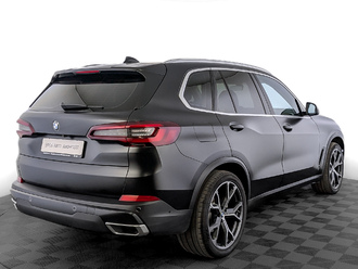 фото BMW X5 (G05/F95) 2022
