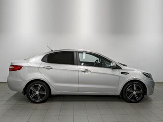 фото Kia Rio III 2012