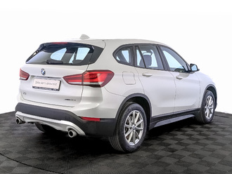фото BMW X1 (F48) 2021