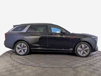 фото Hongqi E-HS9 I 2021