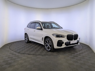 фото BMW X5 (G05/F95) 2022