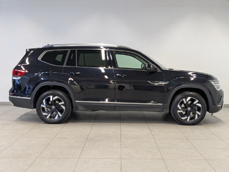 фото Volkswagen Teramont I 2022