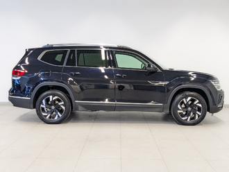 фото Volkswagen Teramont I 2022