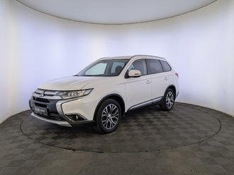 фото Mitsubishi Outlander III 2018
