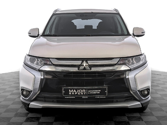 фото Mitsubishi Outlander III 2018