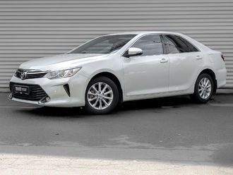 фото Toyota Camry VII 2017