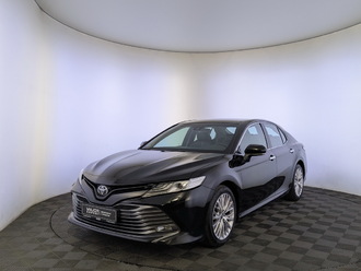 фото Toyota Camry VIII 2020