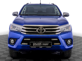 фото Toyota Hilux VIII 2018