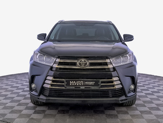 фото Toyota Highlander III 2018