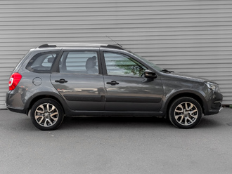 фото Lada Granta II 2021