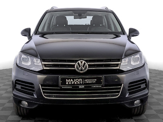 фото Volkswagen Touareg II 2011