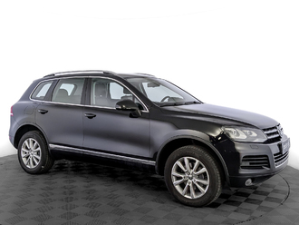 фото Volkswagen Touareg II 2011