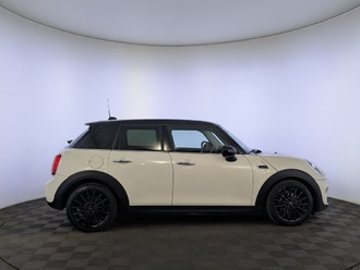 фото Mini Mini III (F56/F55) 2019