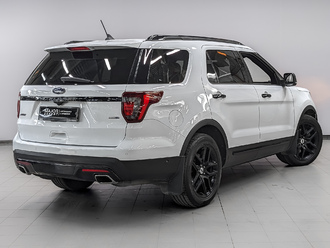 фото Ford Explorer V 2017