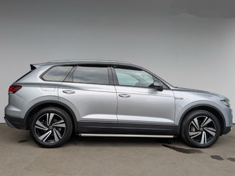 фото Volkswagen Touareg III 2020