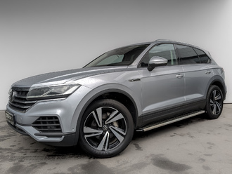 фото Volkswagen Touareg III 2020