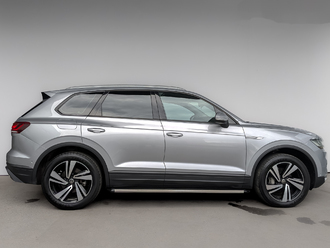 фото Volkswagen Touareg III 2020