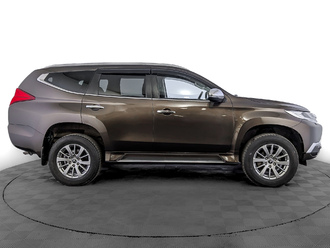 фото Mitsubishi Pajero Sport III 2018