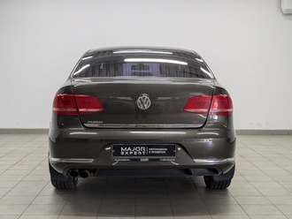 фото Volkswagen Passat B7 2013