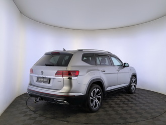 фото Volkswagen Teramont I 2021