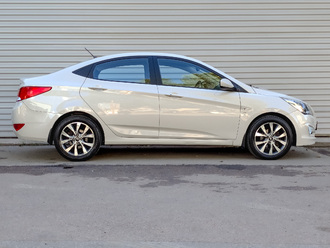 фото Hyundai Solaris I 2015