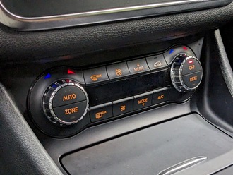 фото Mercedes-Benz GLA (X156) 2016