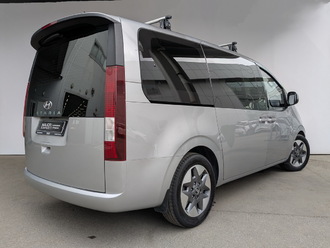 фото Hyundai Staria 2021