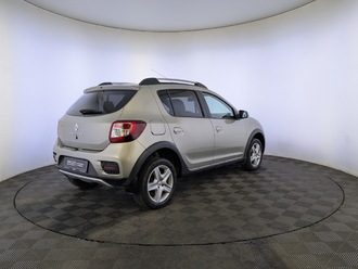 фото Renault Sandero II 2016