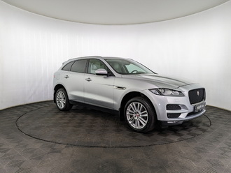 фото Jaguar F-Pace 2018