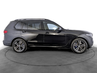 фото BMW X7 (G07) 2021