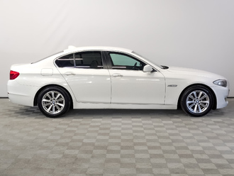 фото BMW 5 (F10/F11) 2013