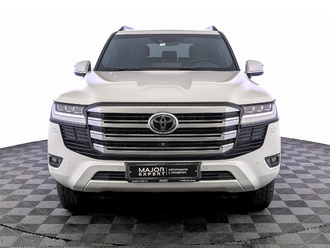 фото Toyota Land Cruiser 300 2022