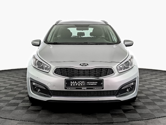фото Kia Cee`d II 2017