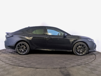фото Toyota Camry VIII 2023