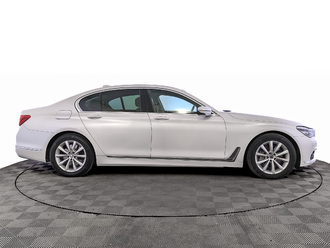 фото BMW 7 (G11/G12) 2016