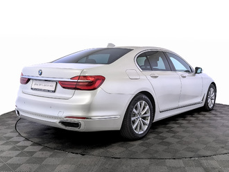 фото BMW 7 (G11/G12) 2016