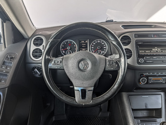 фото Volkswagen Tiguan I 2015