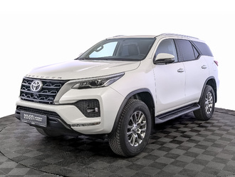 фото Toyota Fortuner II 2022