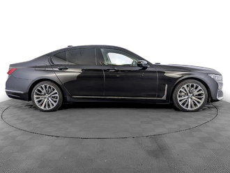 фото BMW 7 (G11/G12) 2022