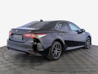 фото Toyota Camry VIII 2022
