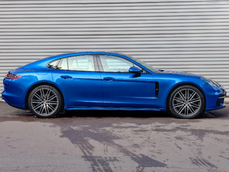 фото Porsche Panamera II 2017