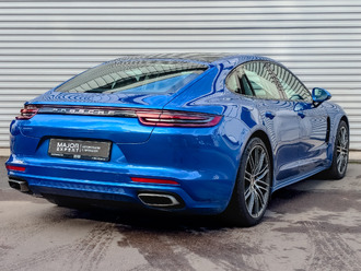 фото Porsche Panamera II 2017
