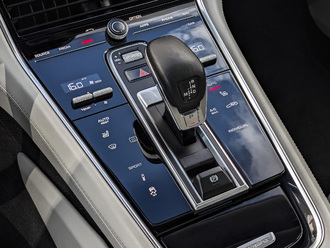 Porsche Panamera с пробегом в автосалоне Форис Авто