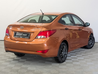 фото Hyundai Solaris I 2015