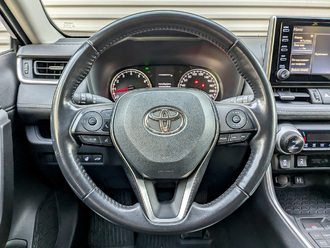 Toyota Rav-4 с пробегом в автосалоне Форис Авто