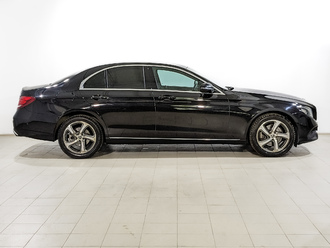 фото Mercedes-Benz E (W/S213) 2017