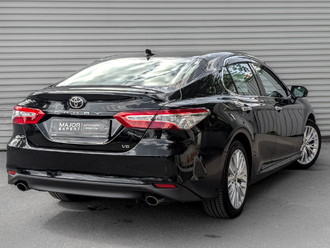 фото Toyota Camry VIII 2019