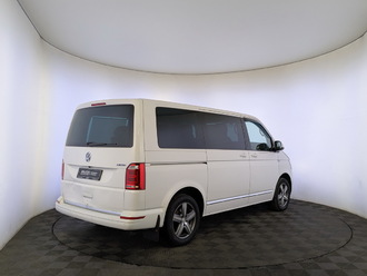 фото Volkswagen Multivan T6 2018