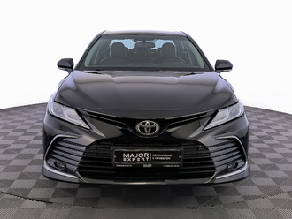 фото Toyota Camry VIII 2021